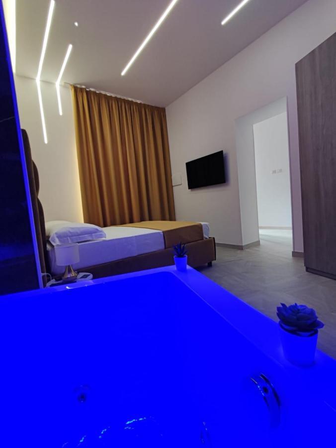 Twin Towers Naples Luxury Bed and Breakfast Eksteriør billede