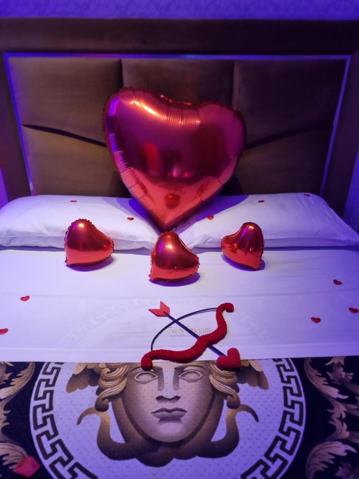 Twin Towers Naples Luxury Bed and Breakfast Eksteriør billede